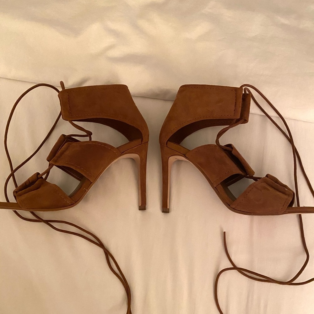Zara Basic Collection heels size 8 - Picture 7 of 10